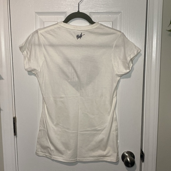 SIGNED! Hannah Trigwell T-shirt - Picture 3 of 5